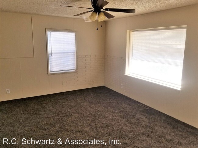Building Photo - 2 br, 1 bath House - 407 E. Graves