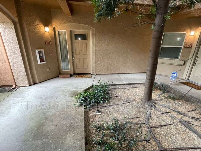 Foto del edificio - 1900 Danbrook Dr