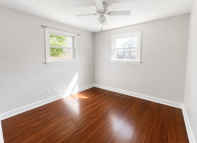 Building Photo - 3 bedroom house! WON'T LAST!