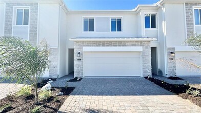Building Photo - 326 Bogey Dr