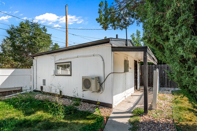 Building Photo - 760 Stuart St