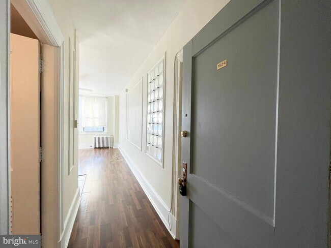 Foto del edificio - 1324 Locust St
