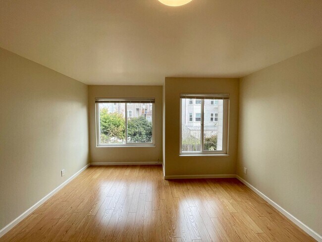 Building Photo - 438 25th Avenue (1098r)