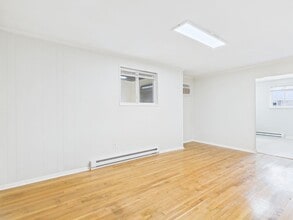 Building Photo - 3117 Meadowbridge Rd