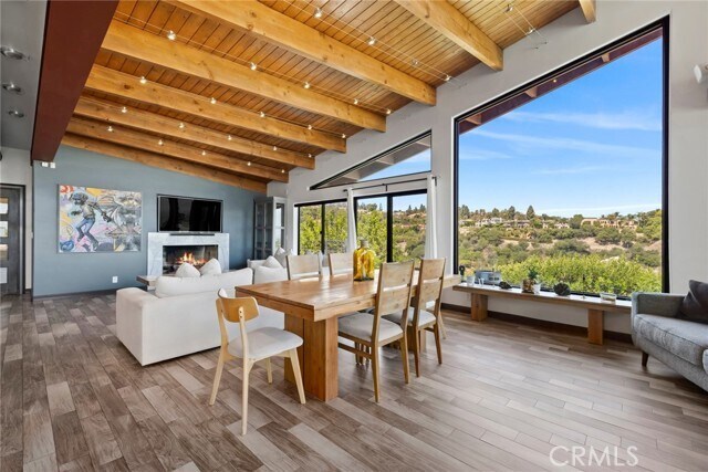 Building Photo - 3655 Glenridge Dr