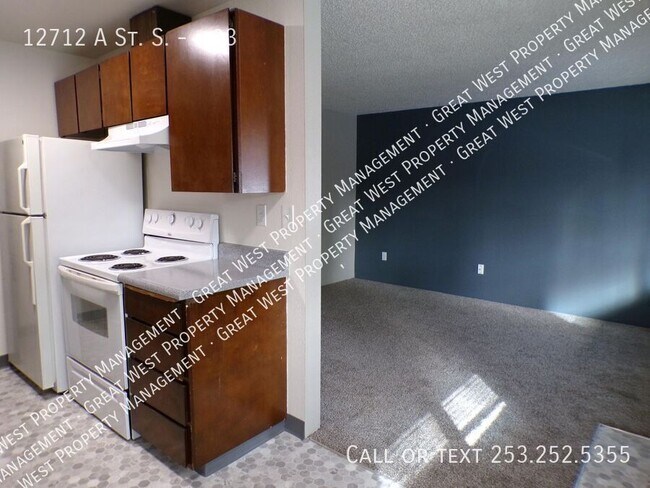 Foto del edificio - 12712 A St S