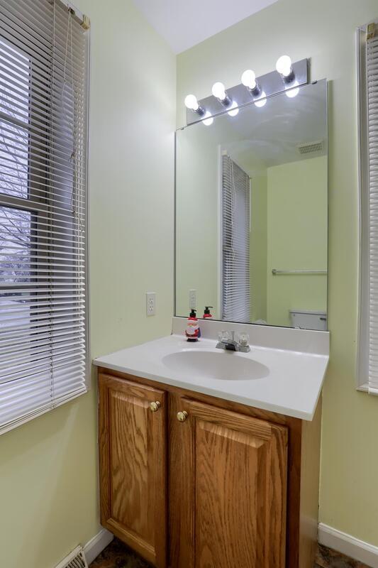 19 Eagle Dr, Ephrata, PA 17522 House Rental in Ephrata, PA