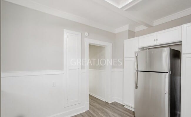 Building Photo - 1012 23rd St