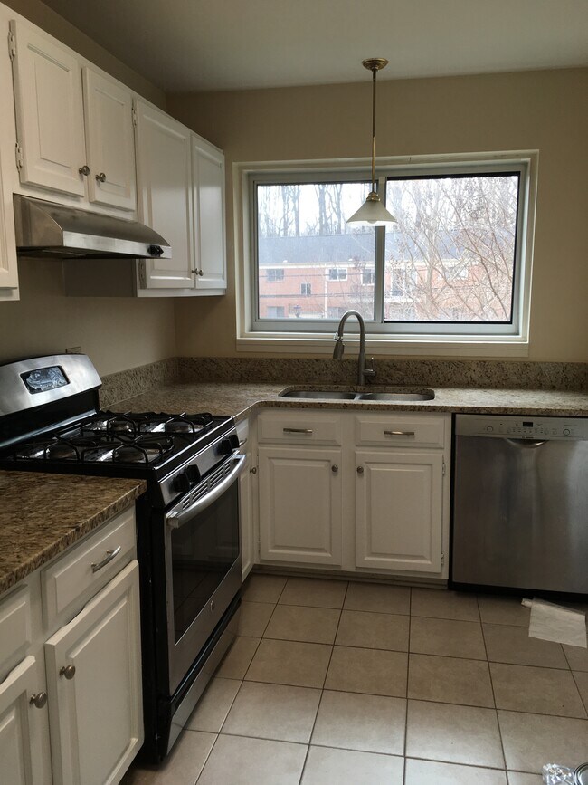 Foto del edificio - 10620 Weymouth St