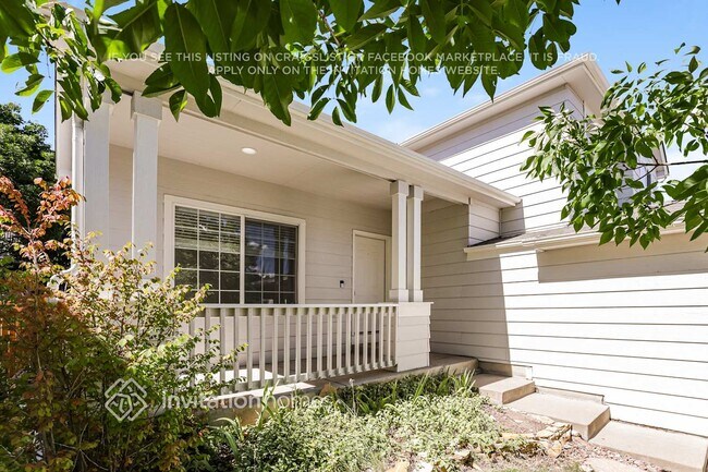 Foto del edificio - 8495 Bluegrass Cir
