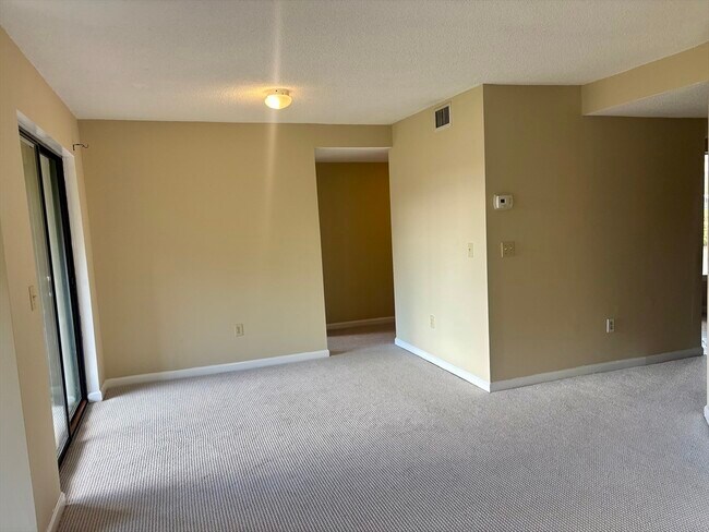 Foto del edificio - 305 Trailside Way