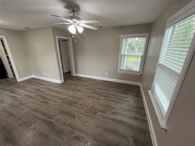 Foto del edificio - 860 Mimosa Dr