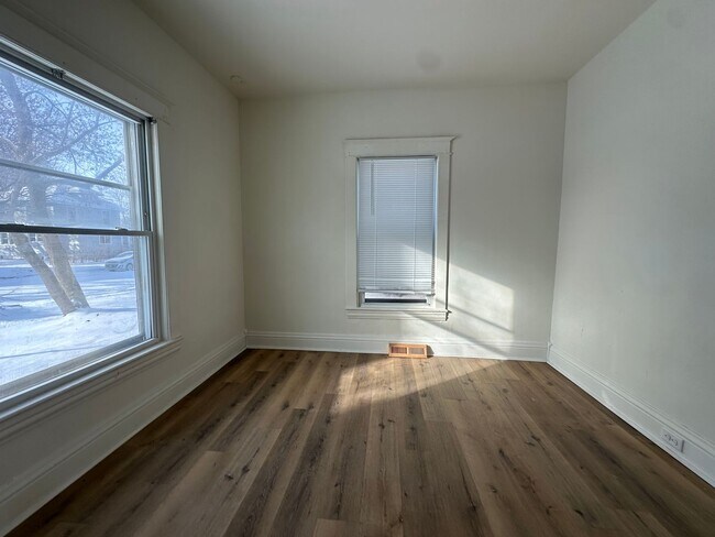 Foto del edificio - Three Bedroom Home in Battle Creek