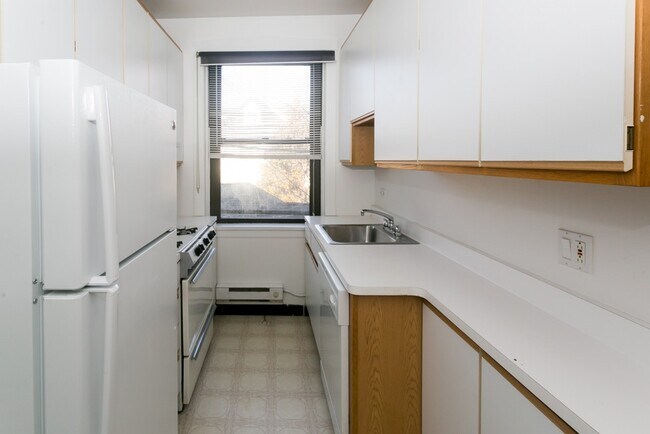 Foto del edificio - 1312 Oak Ave