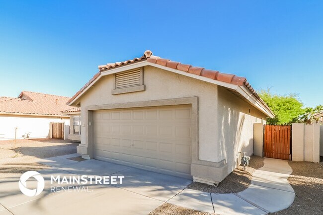 Foto del edificio - 12509 W Palm Ln