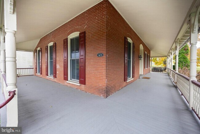Building Photo - 1276 Doe Run Rd