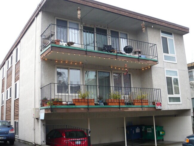 Foto del edificio - 315 13th Ave E