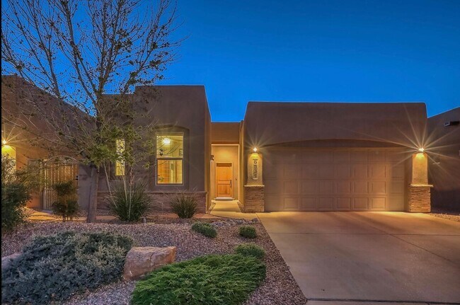 Foto del edificio - 6531 Agave Verde Way NE