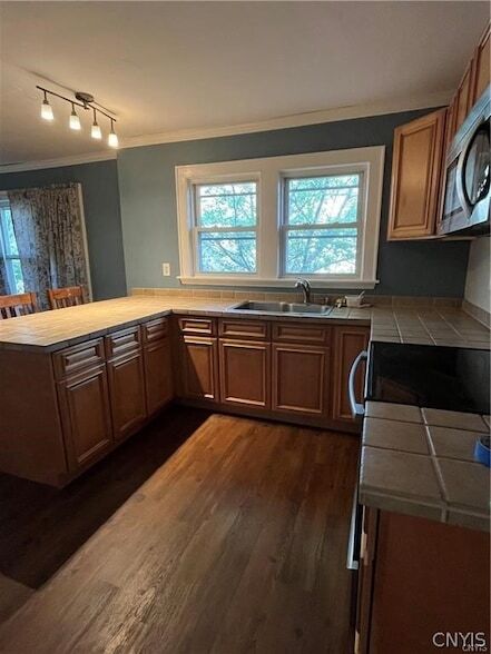 Building Photo - 2011 Whitesboro Street