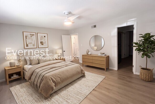 Foto del edificio - 2 Bed, 2 Bath Condo with Modern Amenities / Pet-Friendly / Available Now!