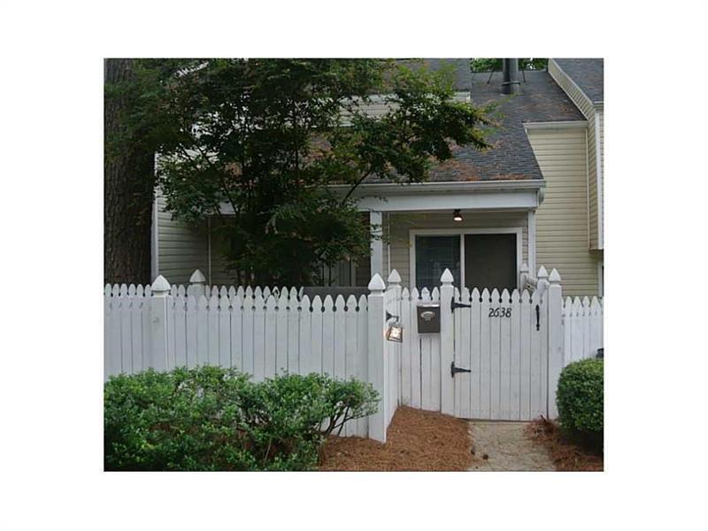 Primary Photo - 2638 Briarwood Dr SE