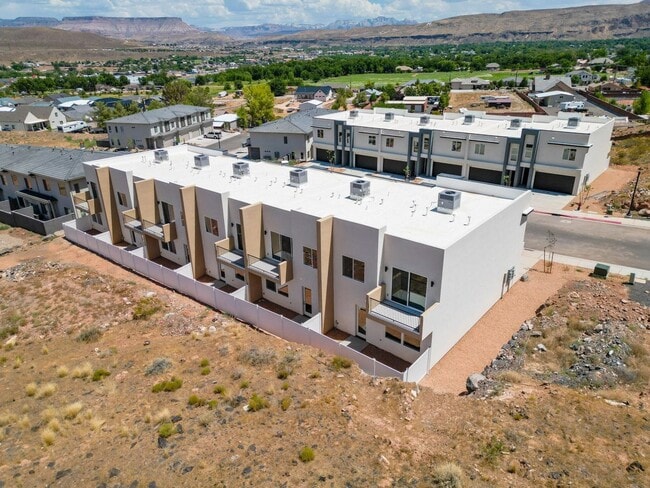 Building Photo - BRAND NEW HURRICANE TOWNHOME! Price Reduced!