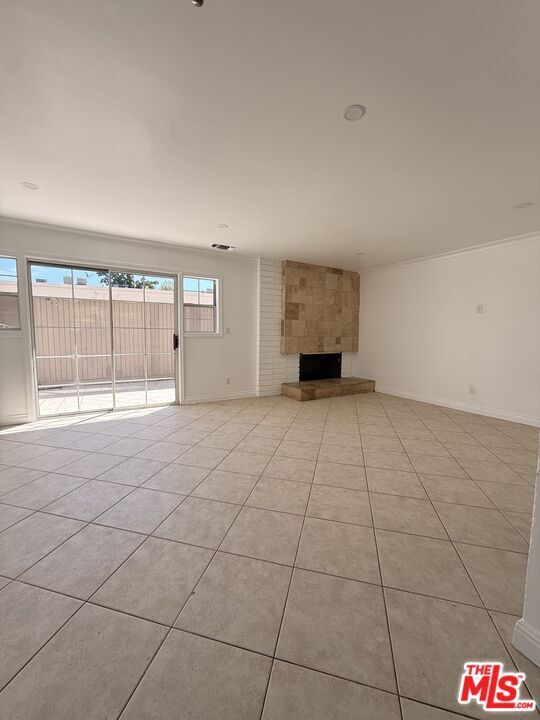 Building Photo - 18110 Killion St