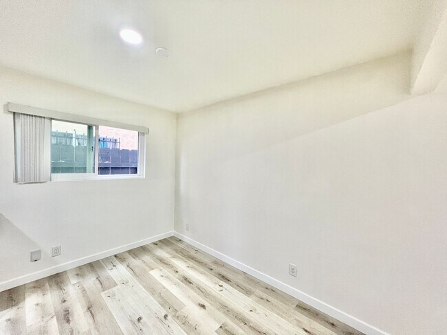 Foto del edificio - Swift Ave