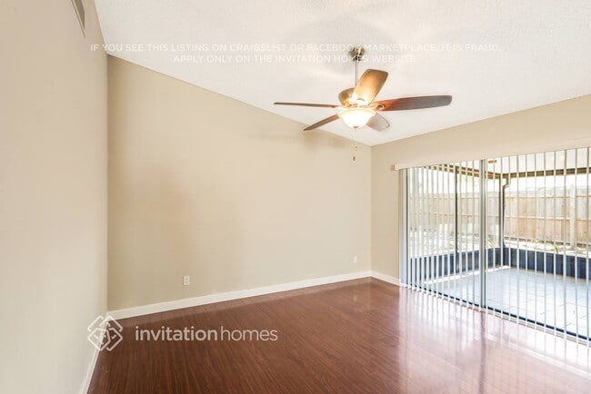 Building Photo - 6708 Commodore Way