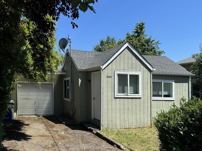 Foto principal - 2049 City View St