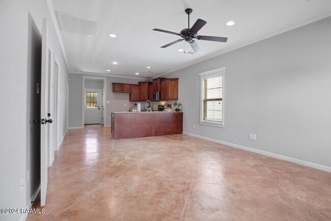 Building Photo - 109 Darlene Dr