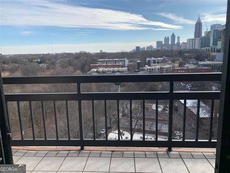 Foto principal - 1968 Peachtree Rd NW