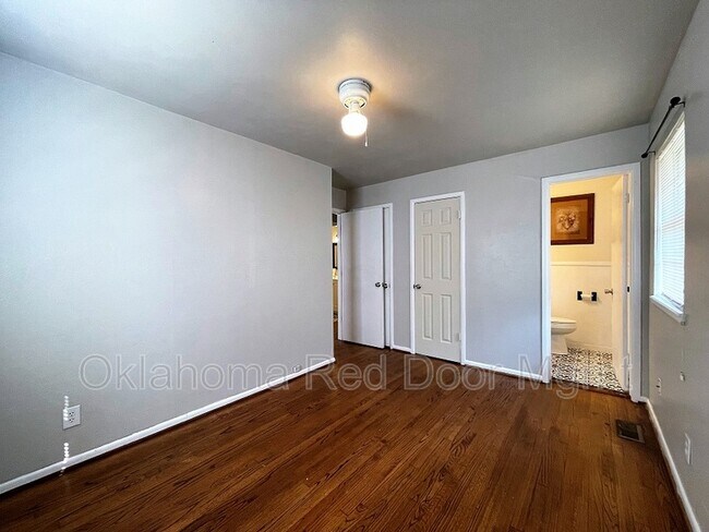 Foto del edificio - 1117 SW 65th St