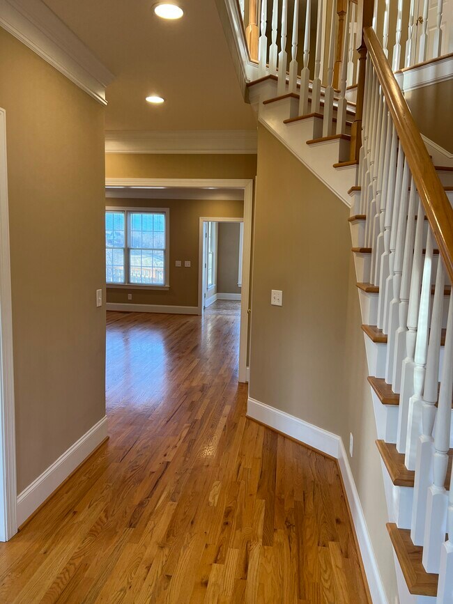 Building Photo - 1686 Turnberry Ln