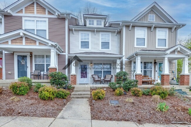 Photo - 668 Flintlock Ct Townhome