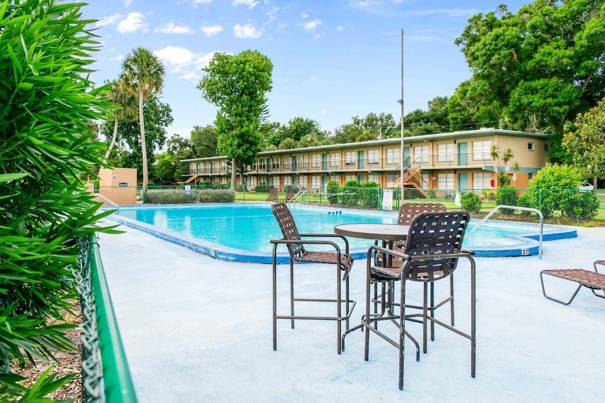 Primary Photo - Park Apartments