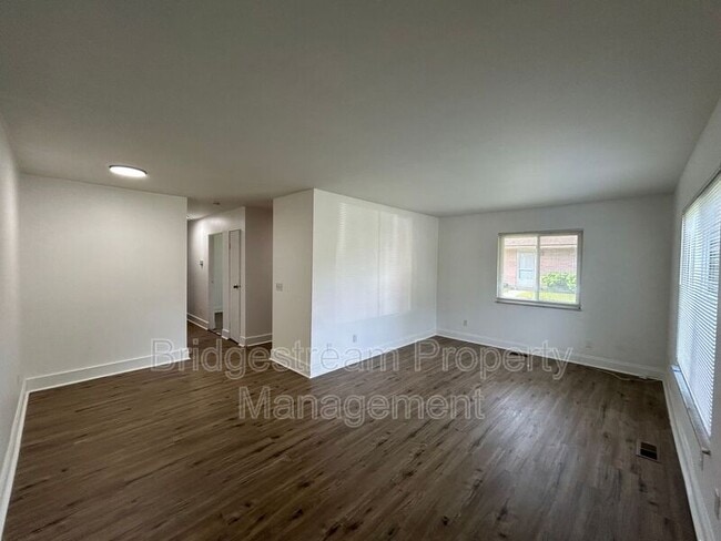 Building Photo - 4605 Croftshire Dr