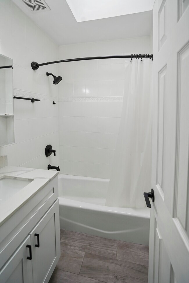 Bathroom - 20-27 26th St