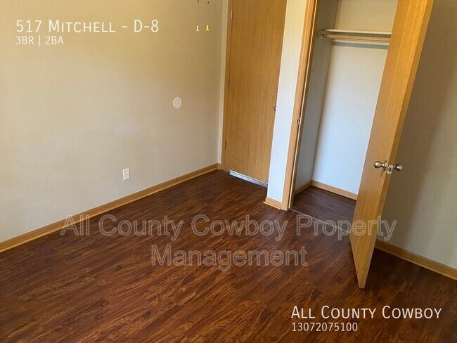 Foto del edificio - 517 Mitchell St