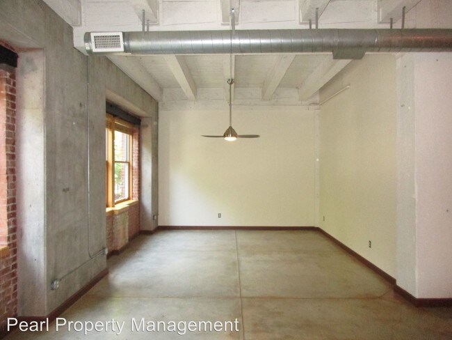 Building Photo - 416 NW 13th Ave