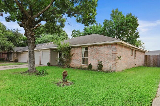 Foto del edificio - 1350 Holbech Ln