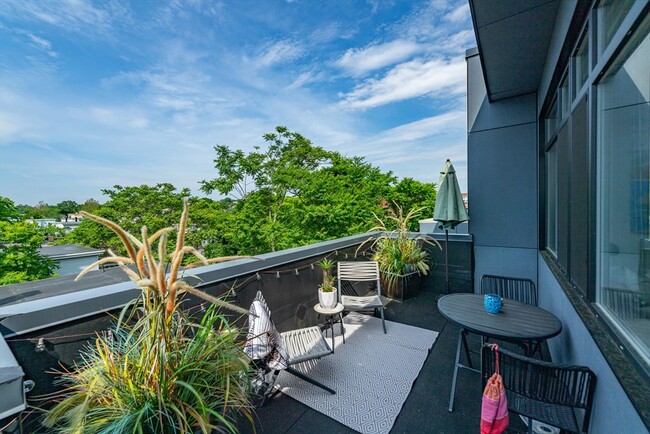 Foto del edificio - 400 Mystic Ave