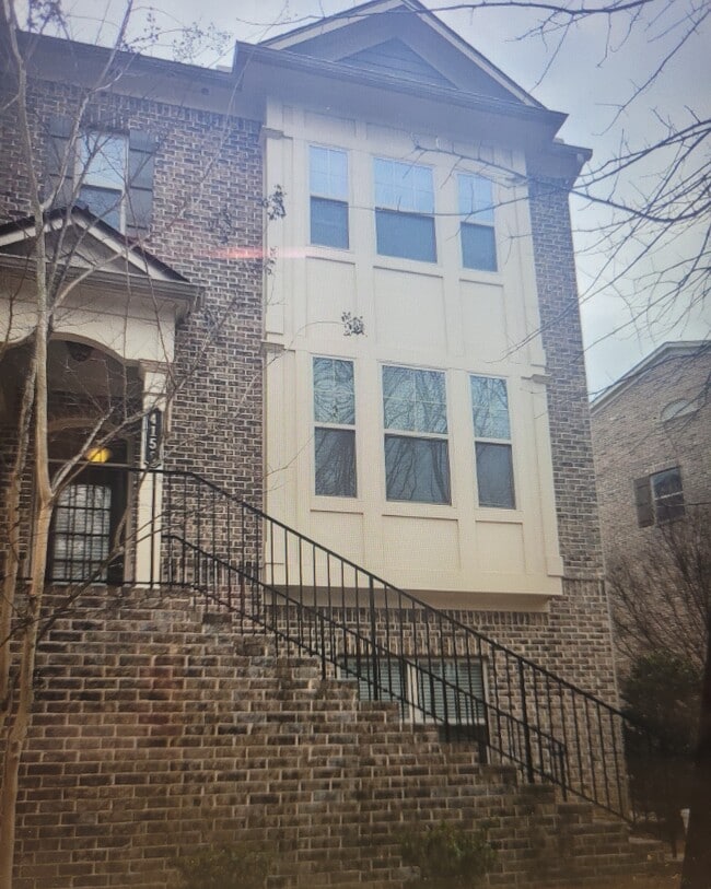 Building Photo - 4158 Butler Dr