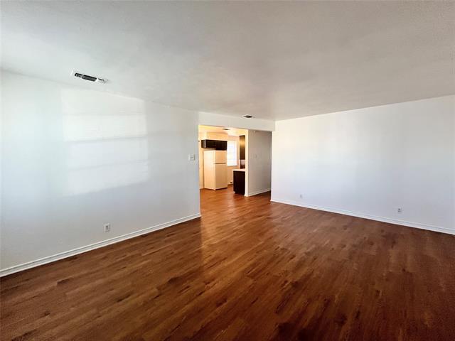 Foto del edificio - 2425 January Ln