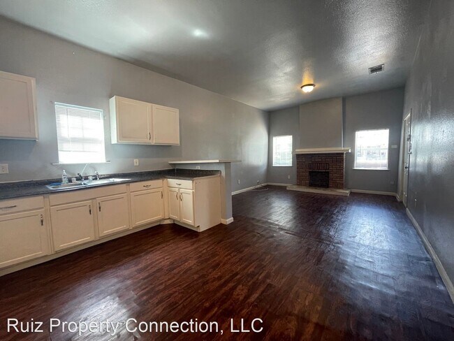 Building Photo - 4 br, 2 bath House - 1228 E Terrell Ave