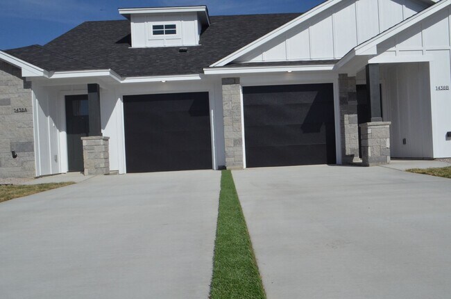 Foto del edificio - 1438 Walker Pl Blvd