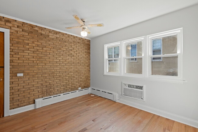 Foto del edificio - 1506 Glencoe Ave