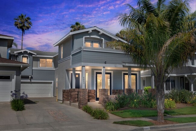 Building Photo - Newly Remodeled 4B/2.5BA House in Carlsbad...