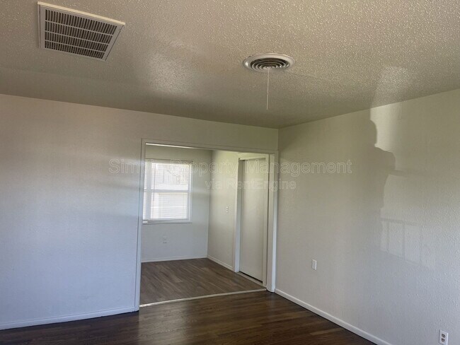 Foto del edificio - 1212 SE 19th Terrace