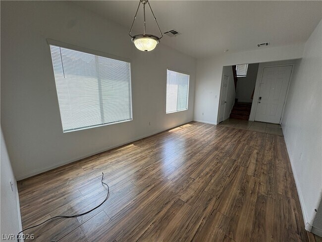 Foto del edificio - 7878 Juniper Forest St
